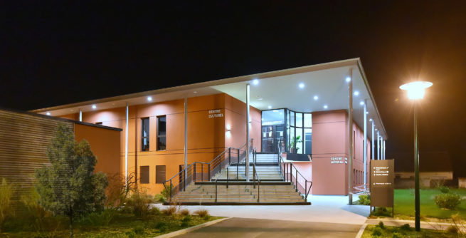 Pole medical culturel Marigny ©Freycenon Rossit Architectes